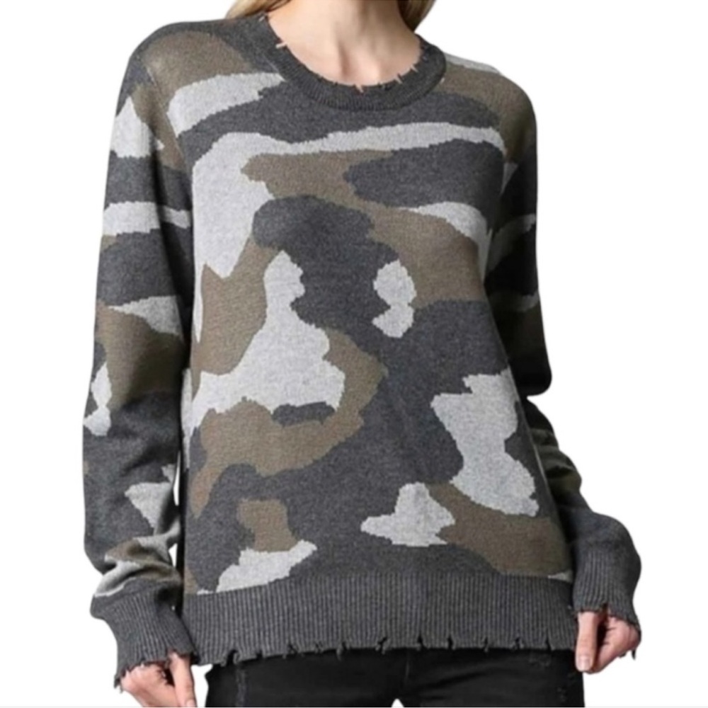 Fate Camo army print distressed sweater
